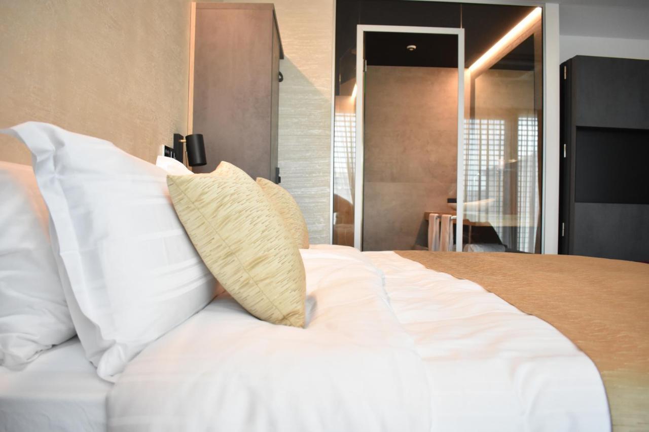 Sky Beach Aparthotel Marina Eksteriør billede