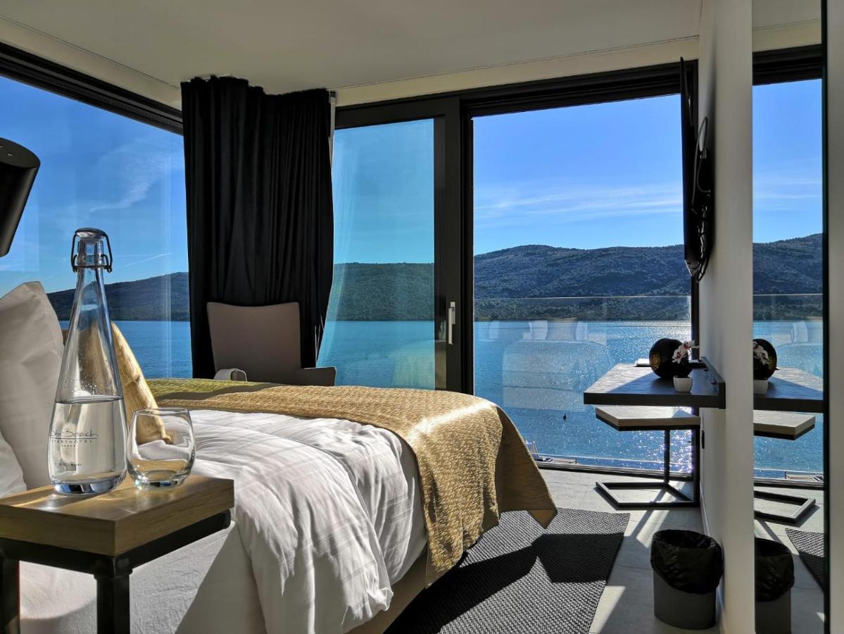 Sky Beach Aparthotel Marina Eksteriør billede