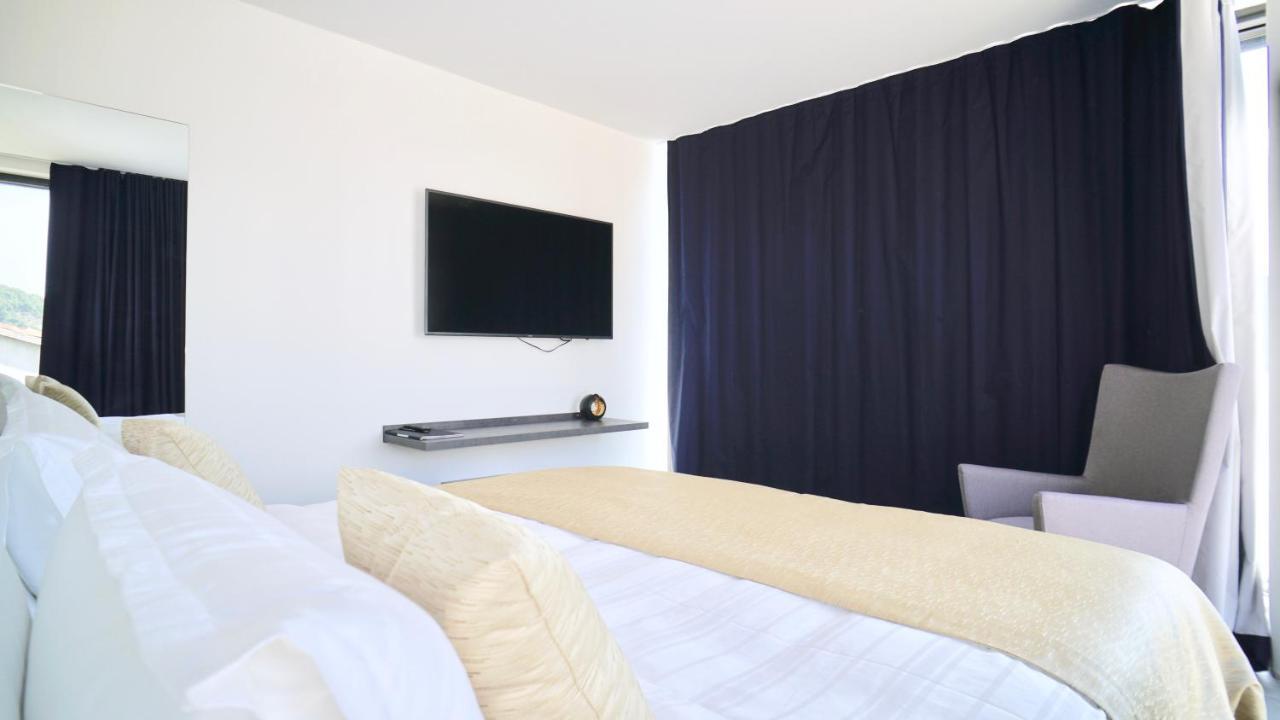 Sky Beach Aparthotel Marina Eksteriør billede